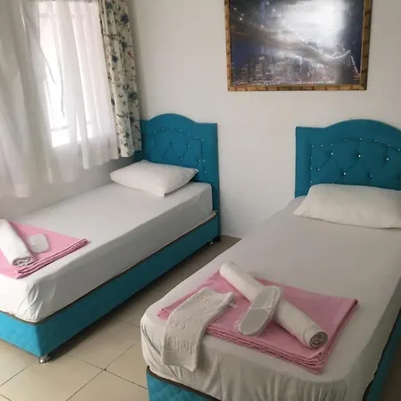 Hotel Paradise Garden 3*